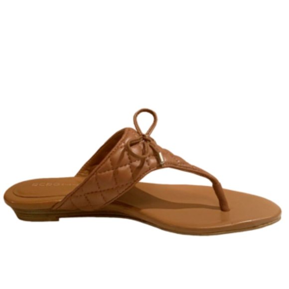 NEW BCBGeneration Women Alice Toffee Quilted Bow Flip Flop Thong Mule Low Wedge - Picture 1 of 7